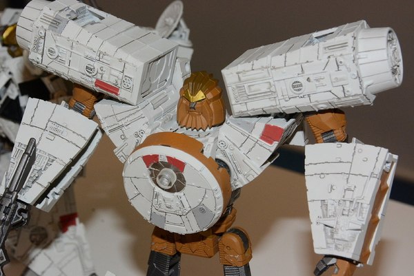 Star Wars Powered By Transformers Millennium Falcon Up Close Photos Of New Crossover Figure 11 (11 of 12)